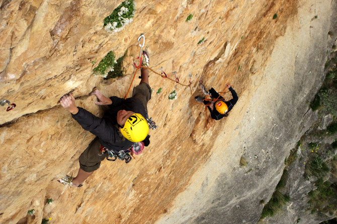outdoor lead climbing tuition uk